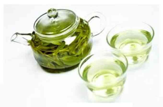 白芷與茶葉的奇妙搭配 綠茶與普洱茶的泡茶功效大揭秘